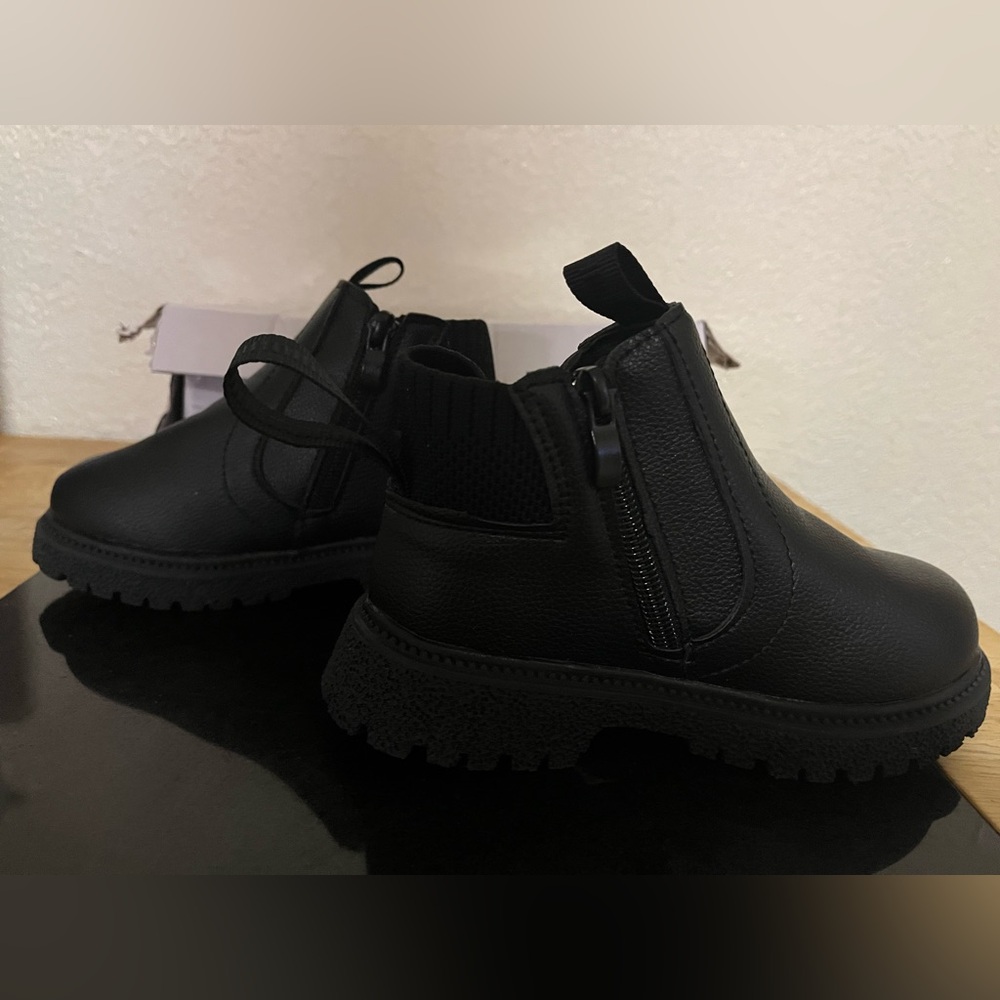 Brand New Girl Toddler boots size 10C
